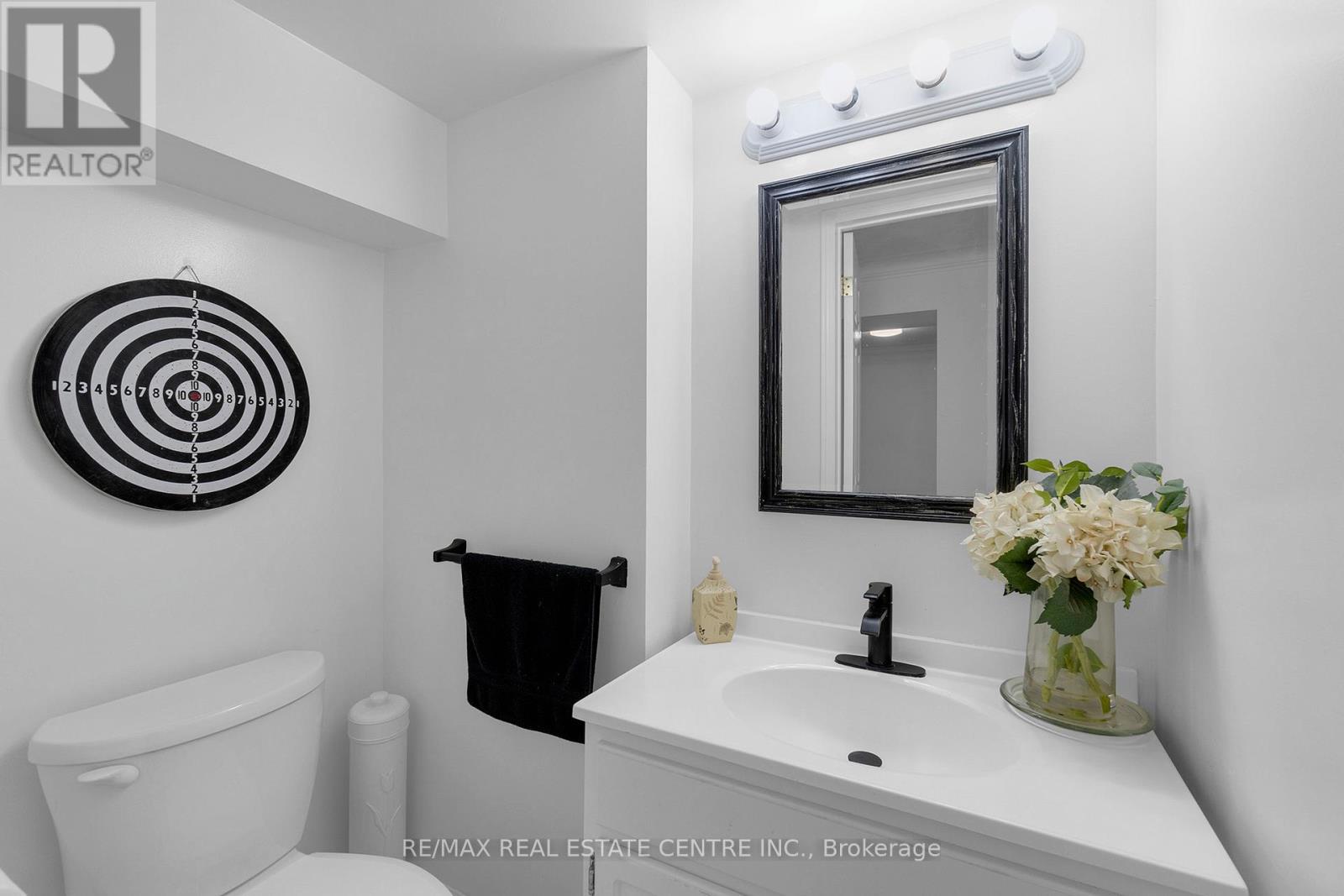 38 Sapphire Crescent, Brampton, Ontario  L6Z 4M4 - Photo 38 - W12716056