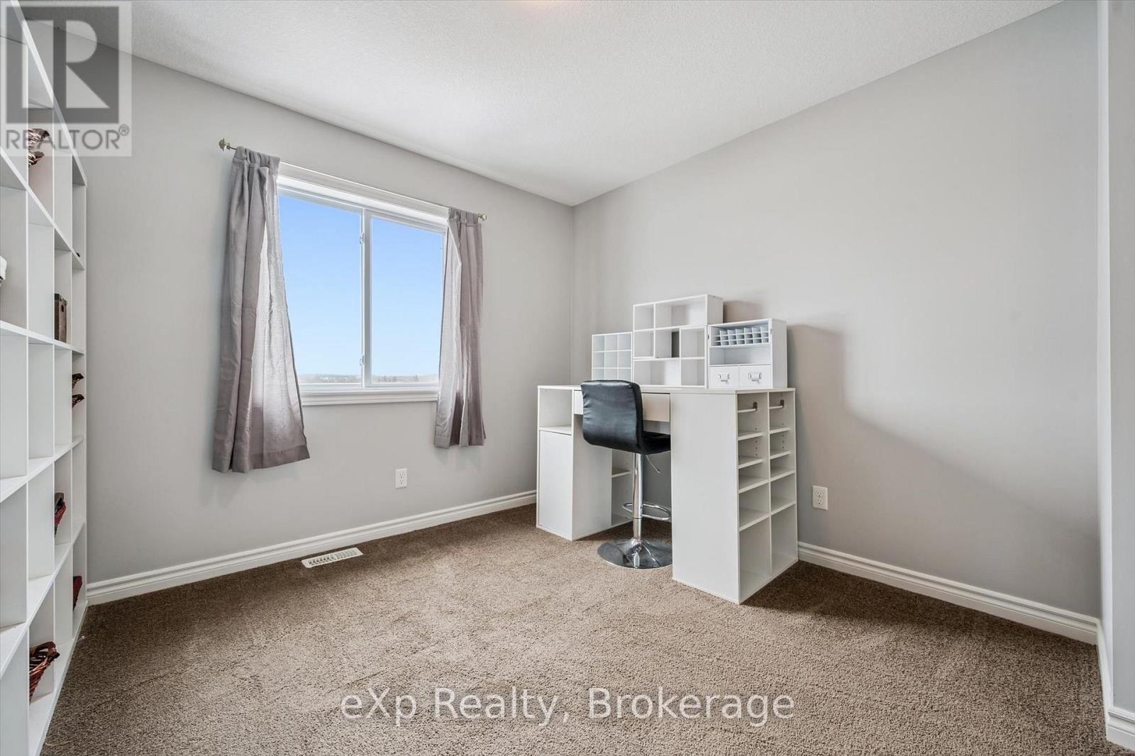 139 Couling Crescent, Guelph, Ontario  N1E 0G2 - Photo 32 - X12716090