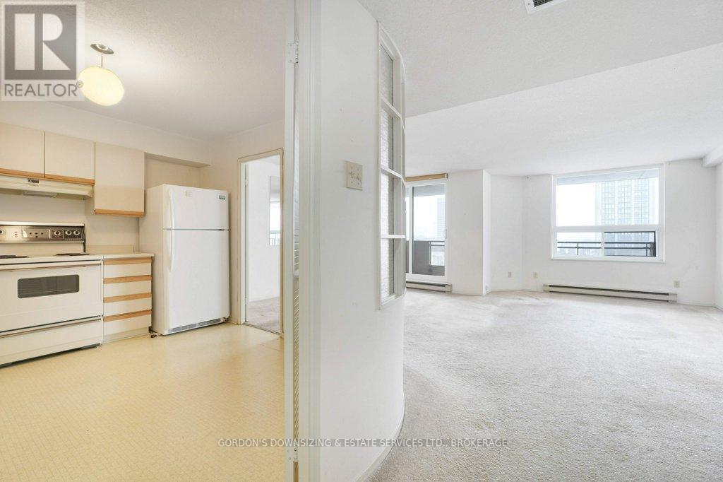 703 - 50 Emmerson Avenue, Ottawa, Ontario  K1Y 4P7 - Photo 7 - X12716084