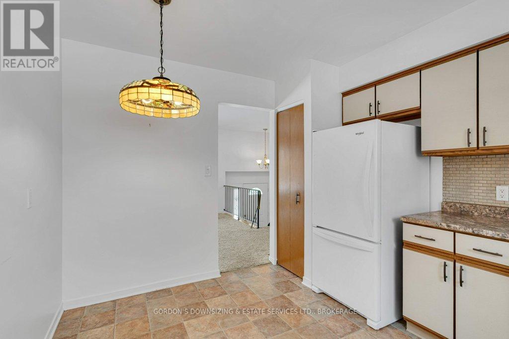 35 Mortensen Drive, Loyalist, Ontario  K7N 1W2 - Photo 13 - X12716098