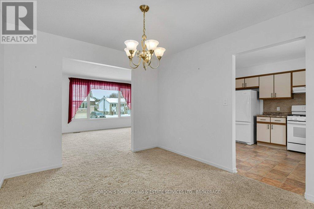 35 Mortensen Drive, Loyalist, Ontario  K7N 1W2 - Photo 14 - X12716098