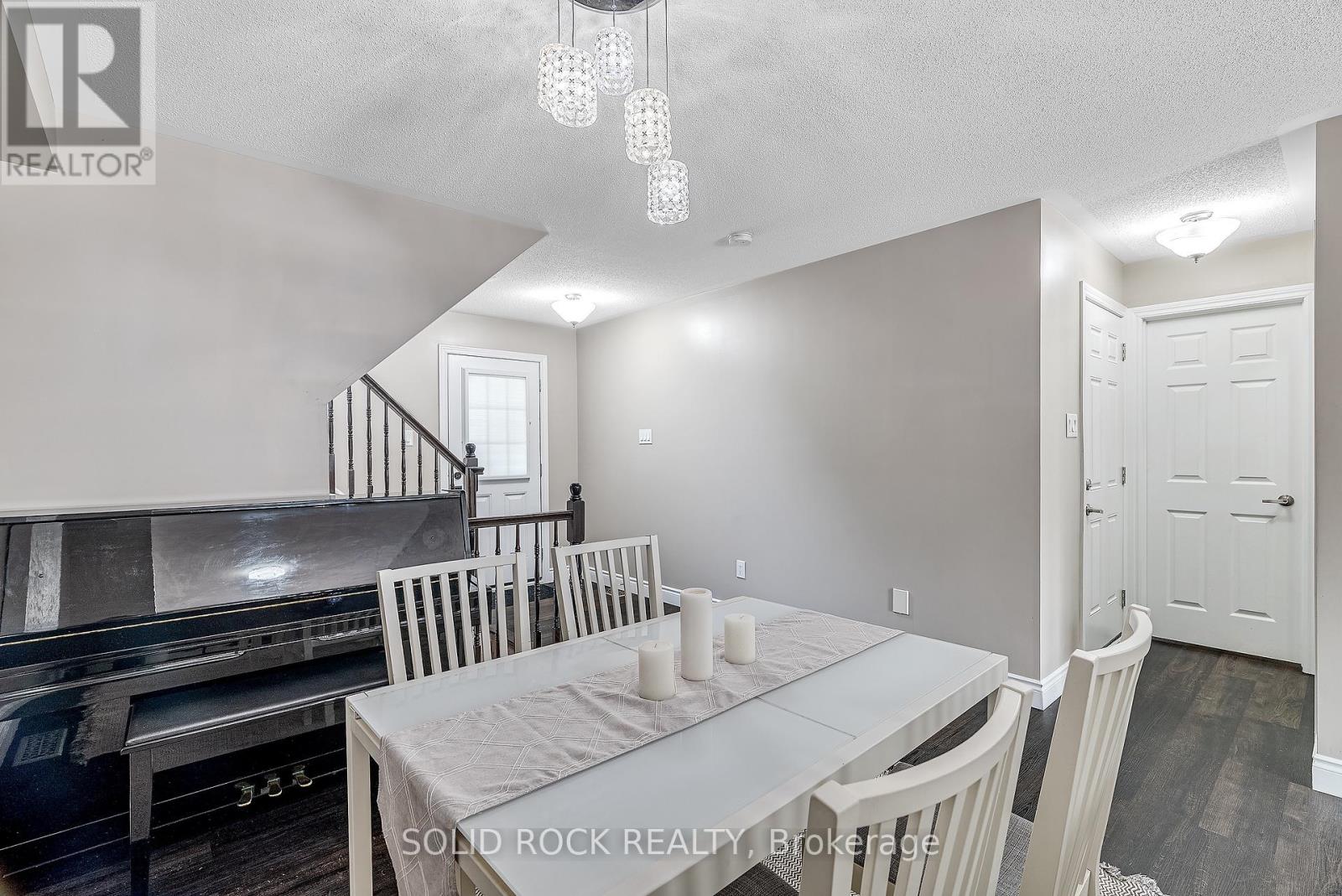 1855 Maple Grove Road, Ottawa, Ontario  K2S 0N9 - Photo 7 - X12716126