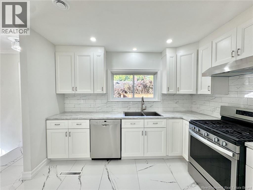 68 Coronation Drive, Moncton, New Brunswick  E1E 2X4 - Photo 11 - NB132482