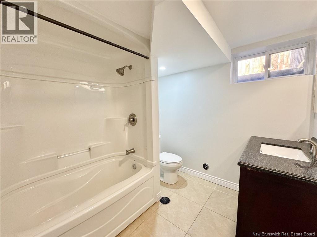 68 Coronation Drive, Moncton, New Brunswick  E1E 2X4 - Photo 34 - NB132482