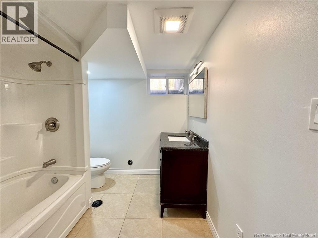 68 Coronation Drive, Moncton, New Brunswick  E1E 2X4 - Photo 35 - NB132482
