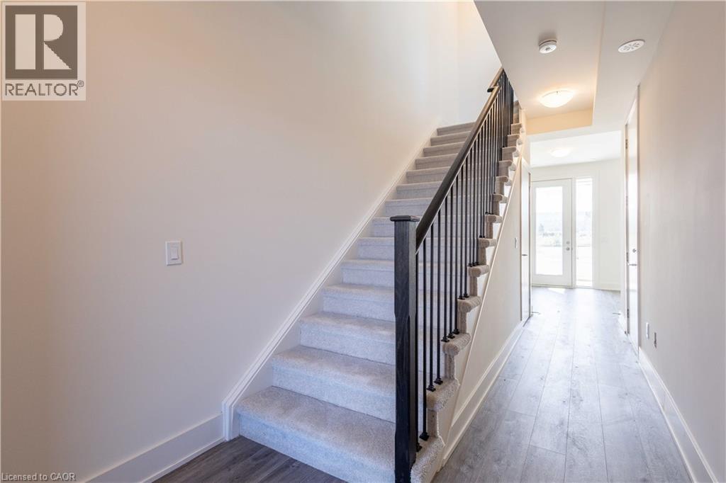 52 Windward Drive, Grimsby, Ontario  L3M 4E8 - Photo 25 - 40799736