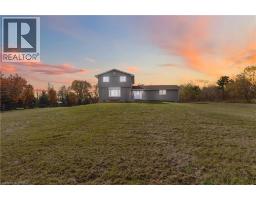 8 WAR Road, Brantford, Ontario