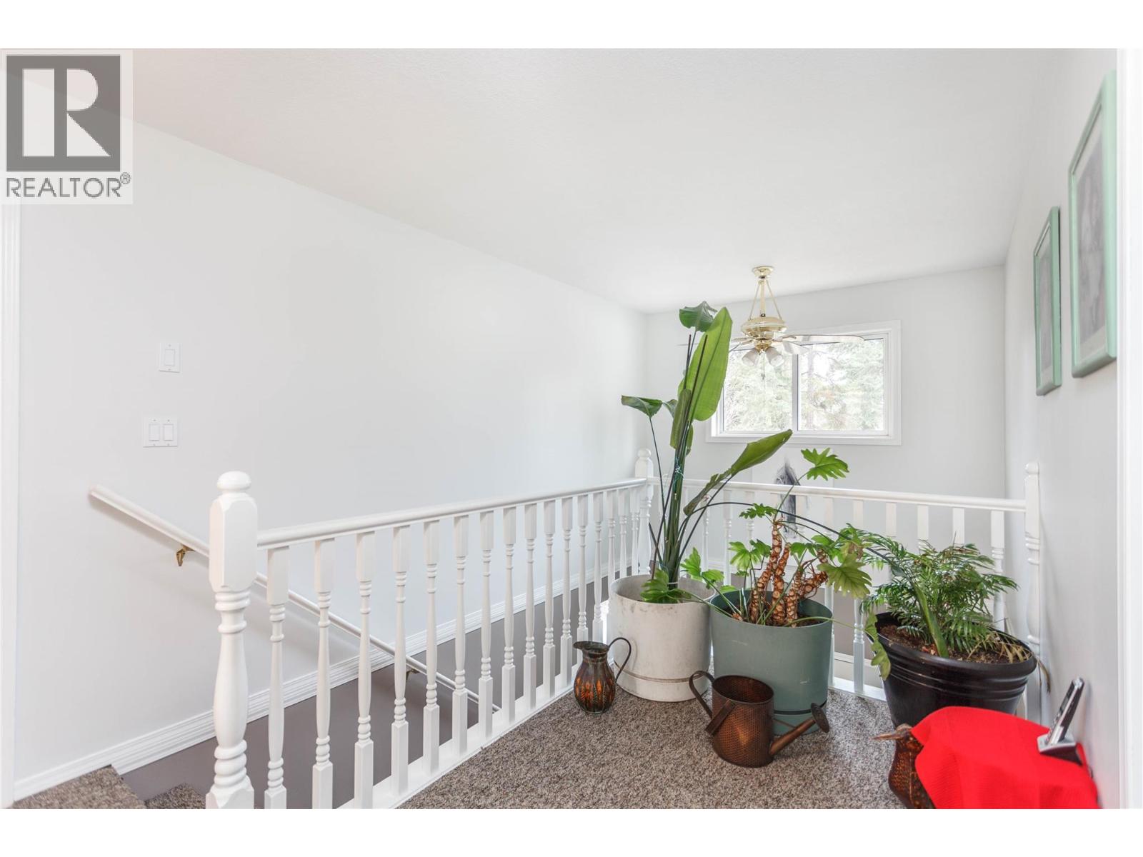 2094 Saddleview Avenue, Lumby, British Columbia  V0E 2G0 - Photo 20 - 10371304