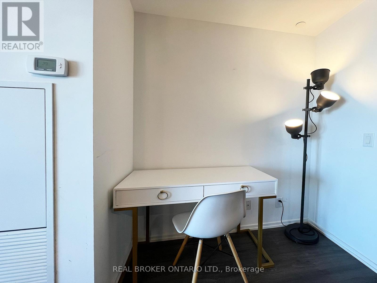 4717 - 70 Temperance Street, Toronto, Ontario  M5H 0B1 - Photo 11 - C12716116