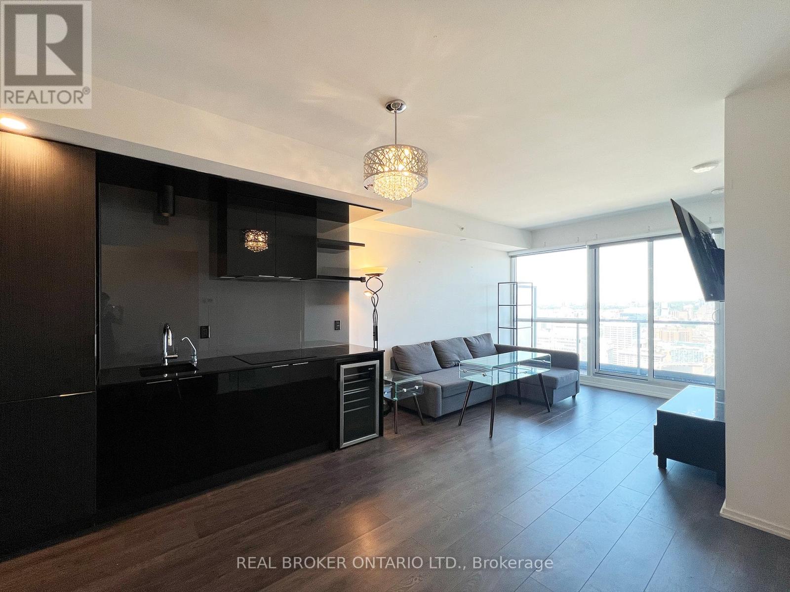 4717 - 70 Temperance Street, Toronto, Ontario  M5H 0B1 - Photo 4 - C12716116