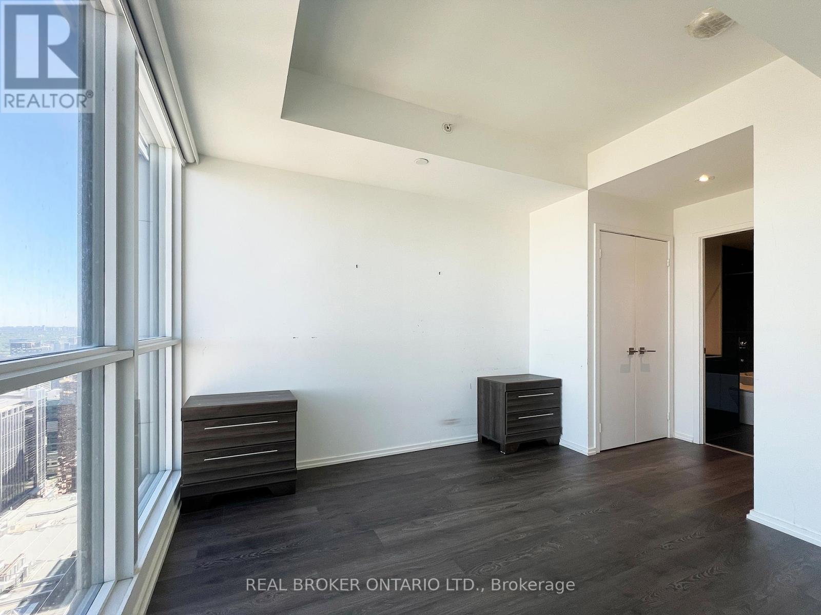 4717 - 70 Temperance Street, Toronto, Ontario  M5H 0B1 - Photo 8 - C12716116