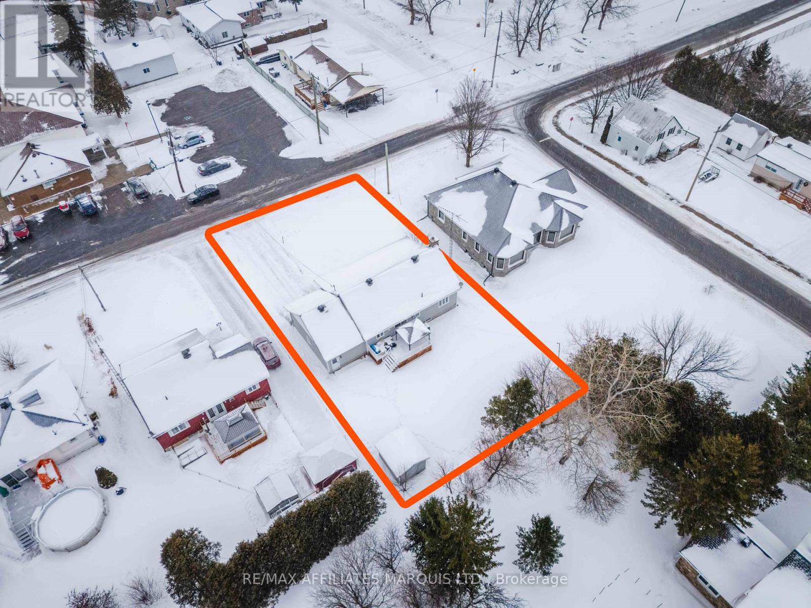 20322 Lochiel Street W, North Glengarry, Ontario K0C 1A0 - Photo 45 - X12716092