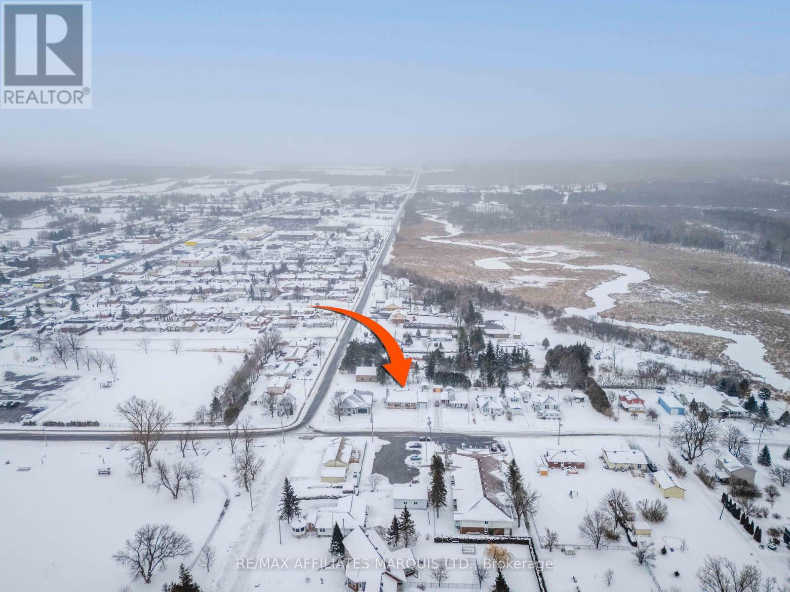 20322 Lochiel Street W, North Glengarry, Ontario K0C 1A0 - Photo 46 - X12716092