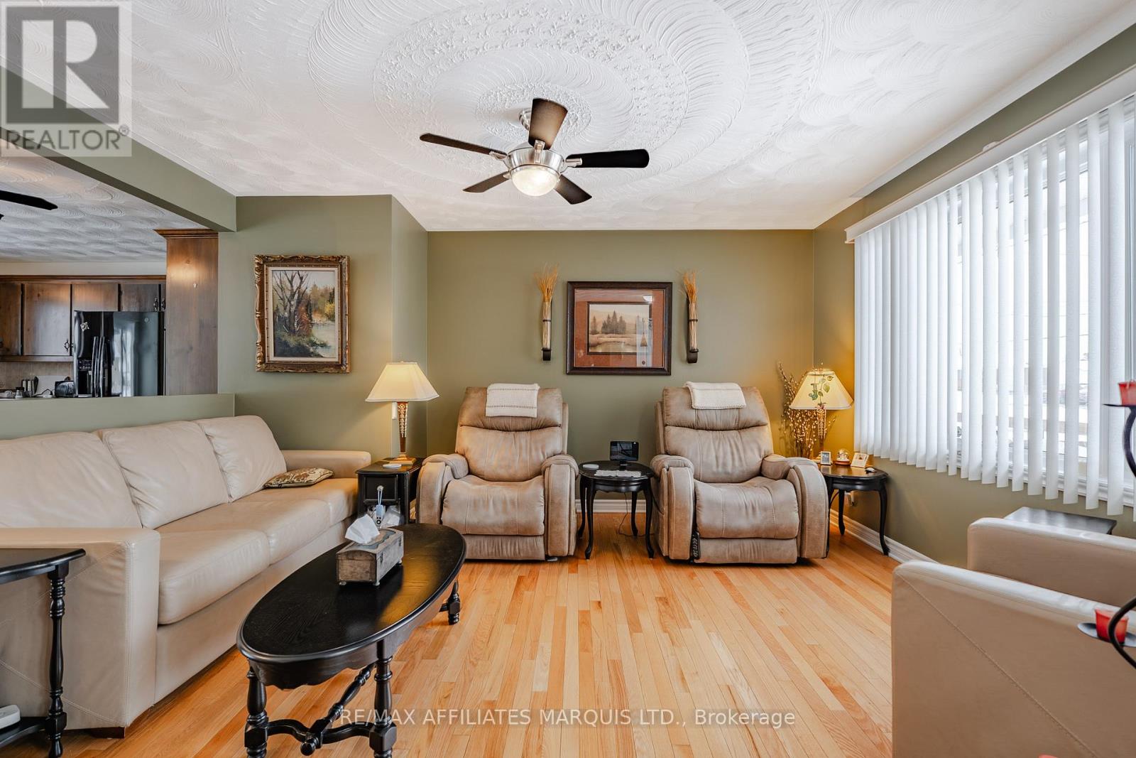 20322 Lochiel Street W, North Glengarry, Ontario K0C 1A0 - Photo 5 - X12716092