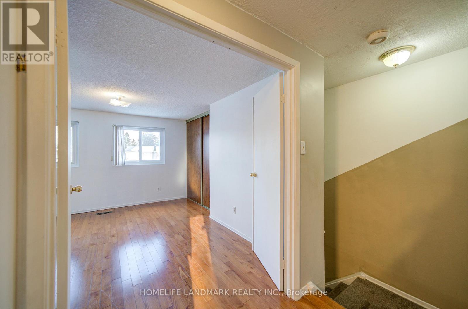 29 Moorehouse Drive, Toronto, Ontario  M1V 2E2 - Photo 18 - E12716066