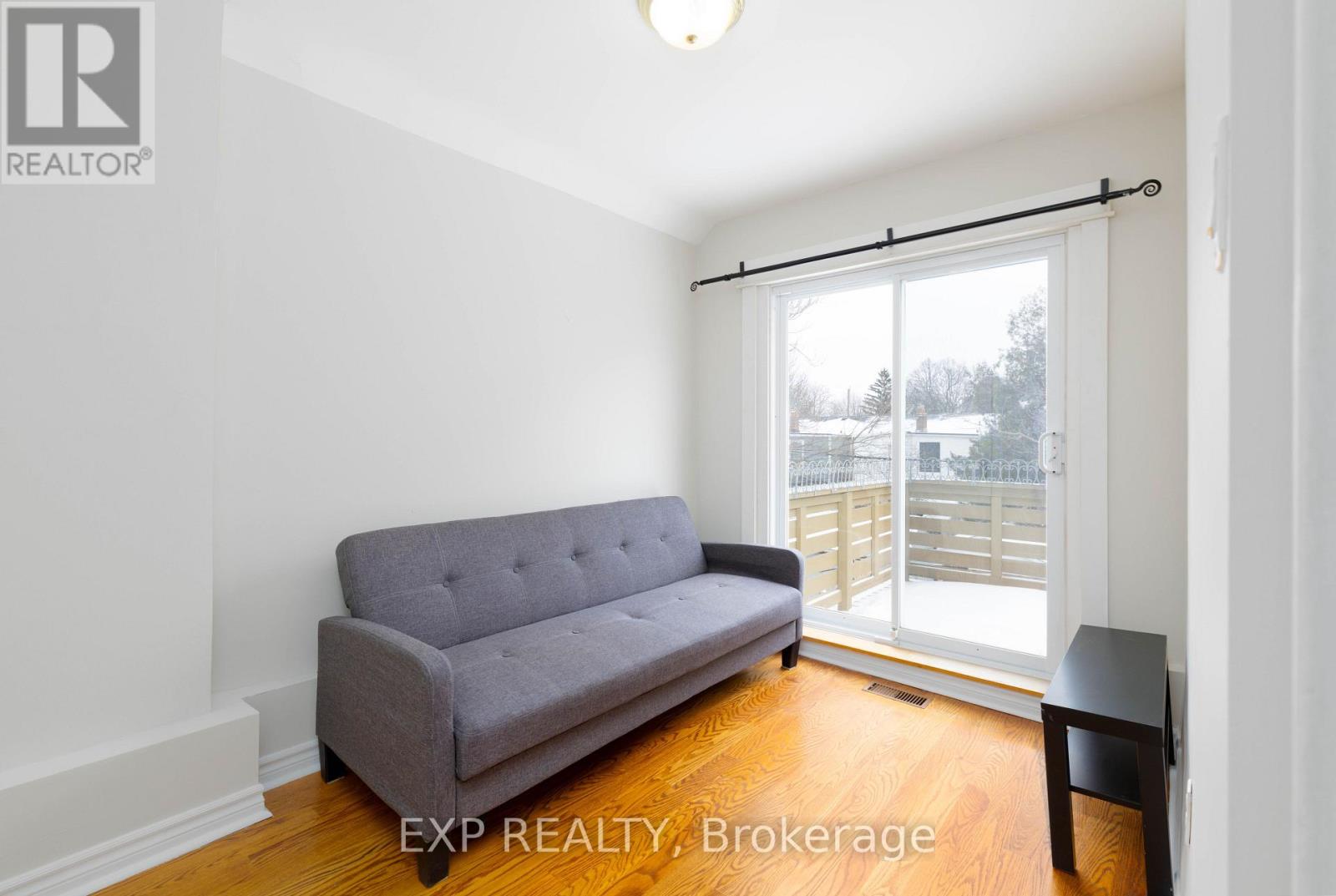 137 Bastedo Avenue, Toronto, Ontario  M4C 3N2 - Photo 13 - E12716100