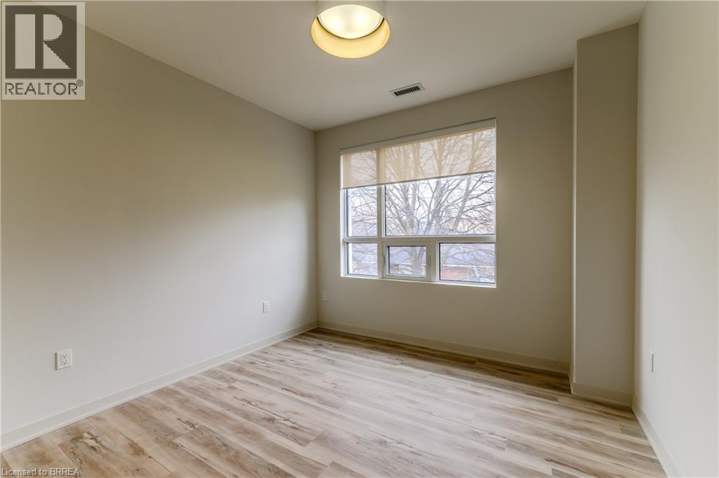 152 North Park Street Unit# 201, Brantford, Ontario  N3R 4K5 - Photo 10 - 40792618