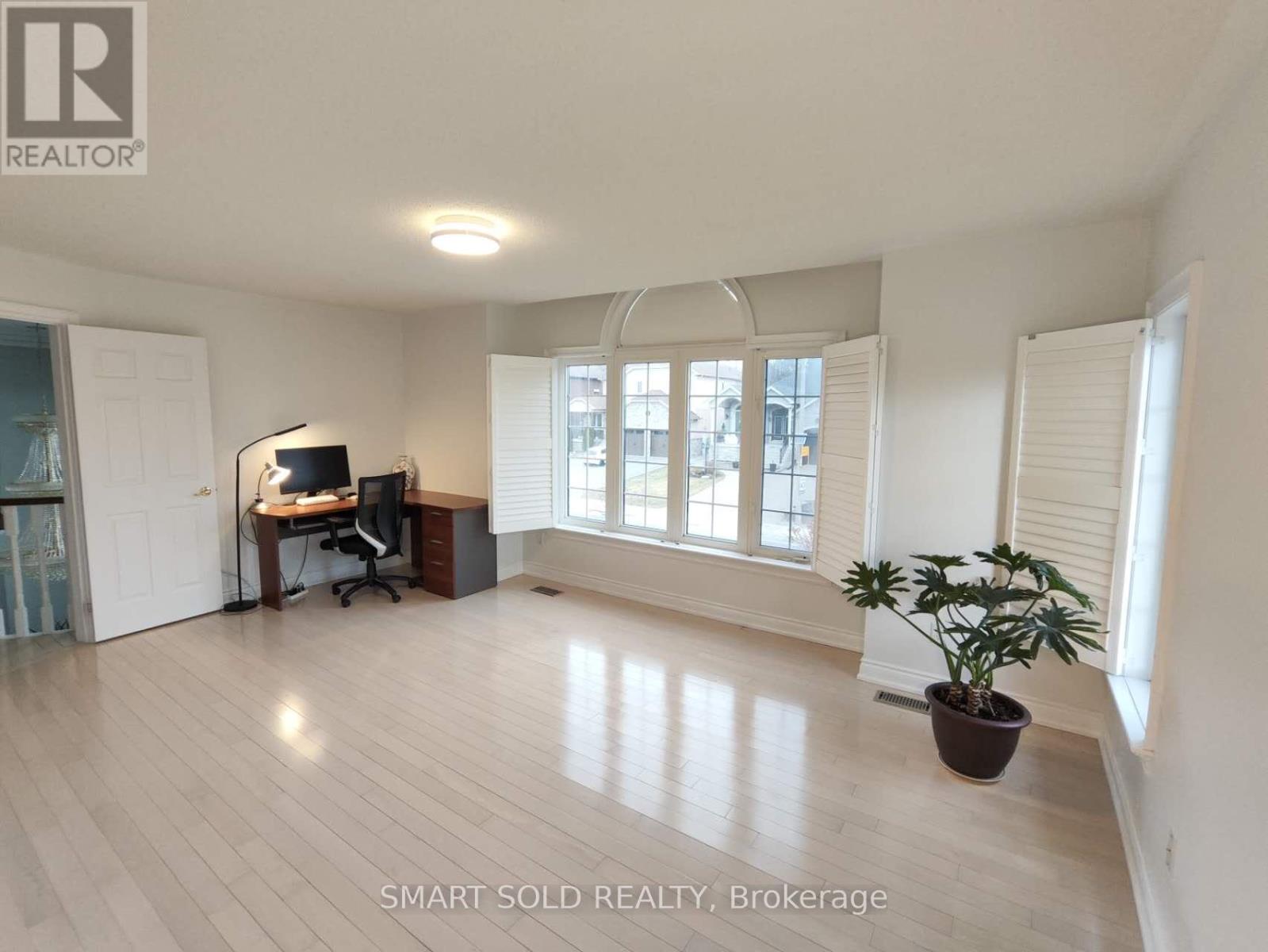 67 Chantilly Crescent, Richmond Hill, Ontario  L4C 0K1 - Photo 12 - N12716088