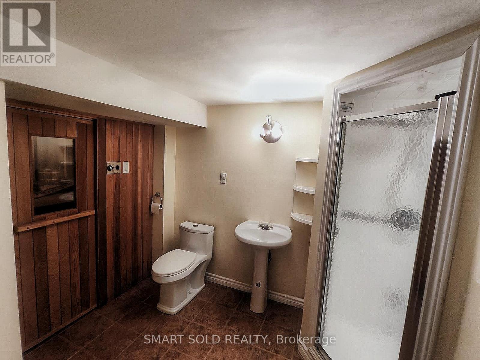 67 Chantilly Crescent, Richmond Hill, Ontario  L4C 0K1 - Photo 34 - N12716088