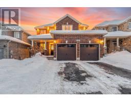 137 JEWEL HOUSE LANE, Barrie, Ontario