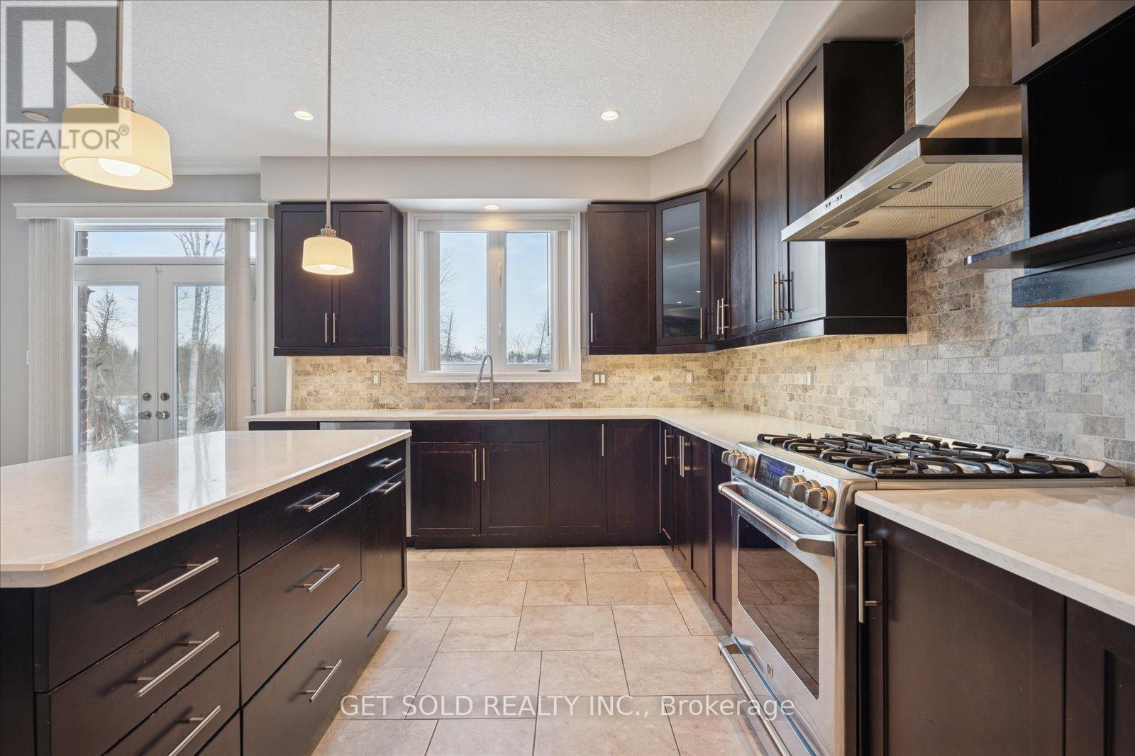 35 Marta Crescent, Barrie, Ontario  L4N 3N6 - Photo 14 - S12716134