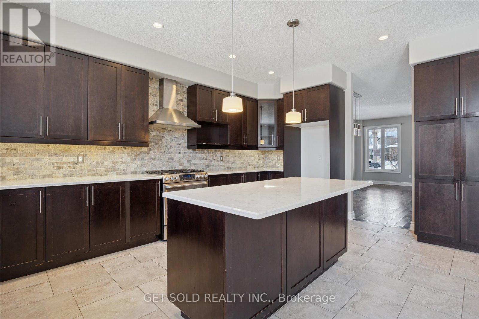 35 Marta Crescent, Barrie, Ontario  L4N 3N6 - Photo 15 - S12716134