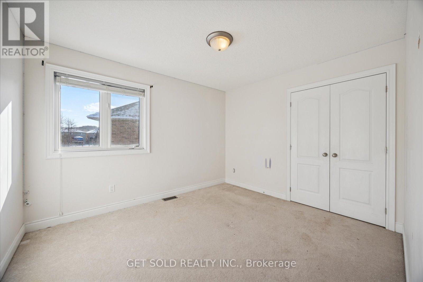 35 Marta Crescent, Barrie, Ontario  L4N 3N6 - Photo 27 - S12716134