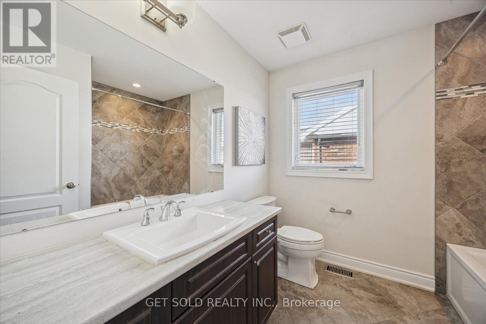 35 Marta Crescent, Barrie, Ontario  L4N 3N6 - Photo 29 - S12716134