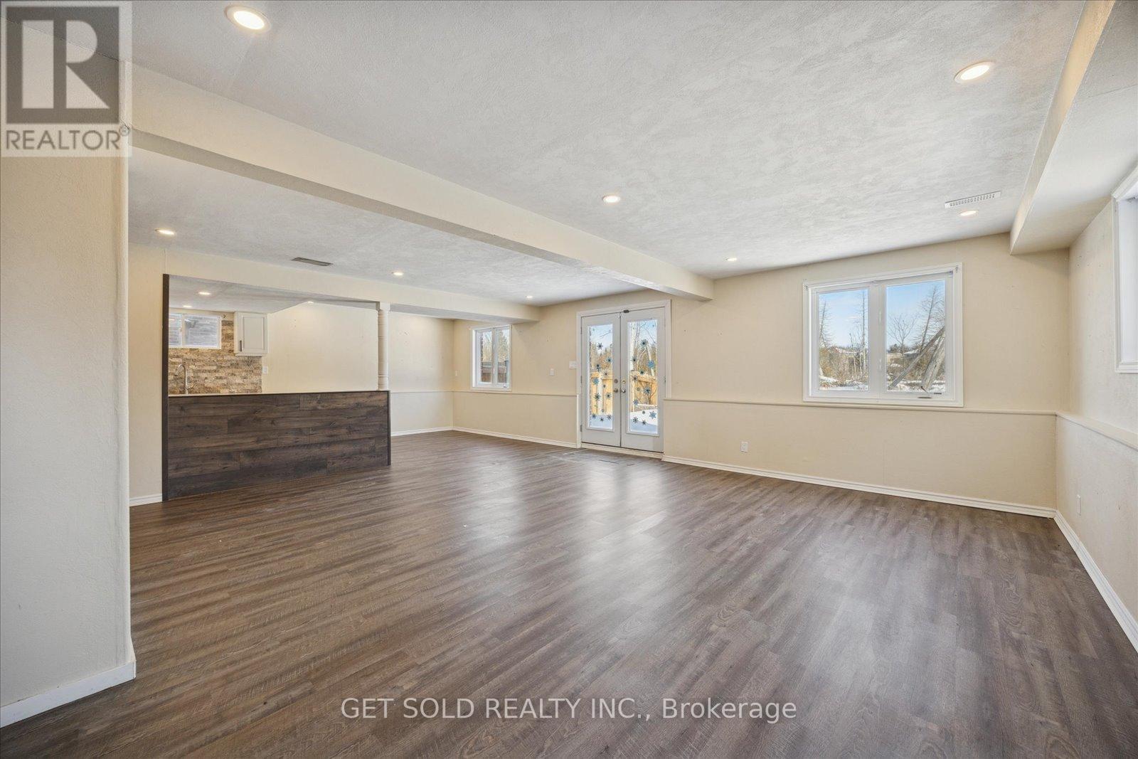 35 Marta Crescent, Barrie, Ontario  L4N 3N6 - Photo 38 - S12716134