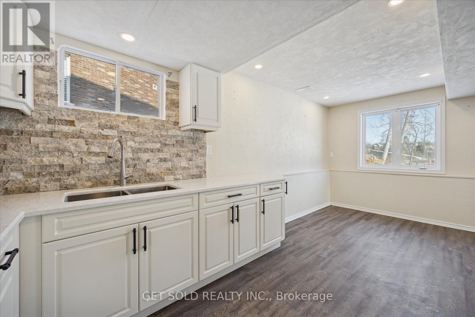 35 Marta Crescent, Barrie, Ontario  L4N 3N6 - Photo 43 - S12716134