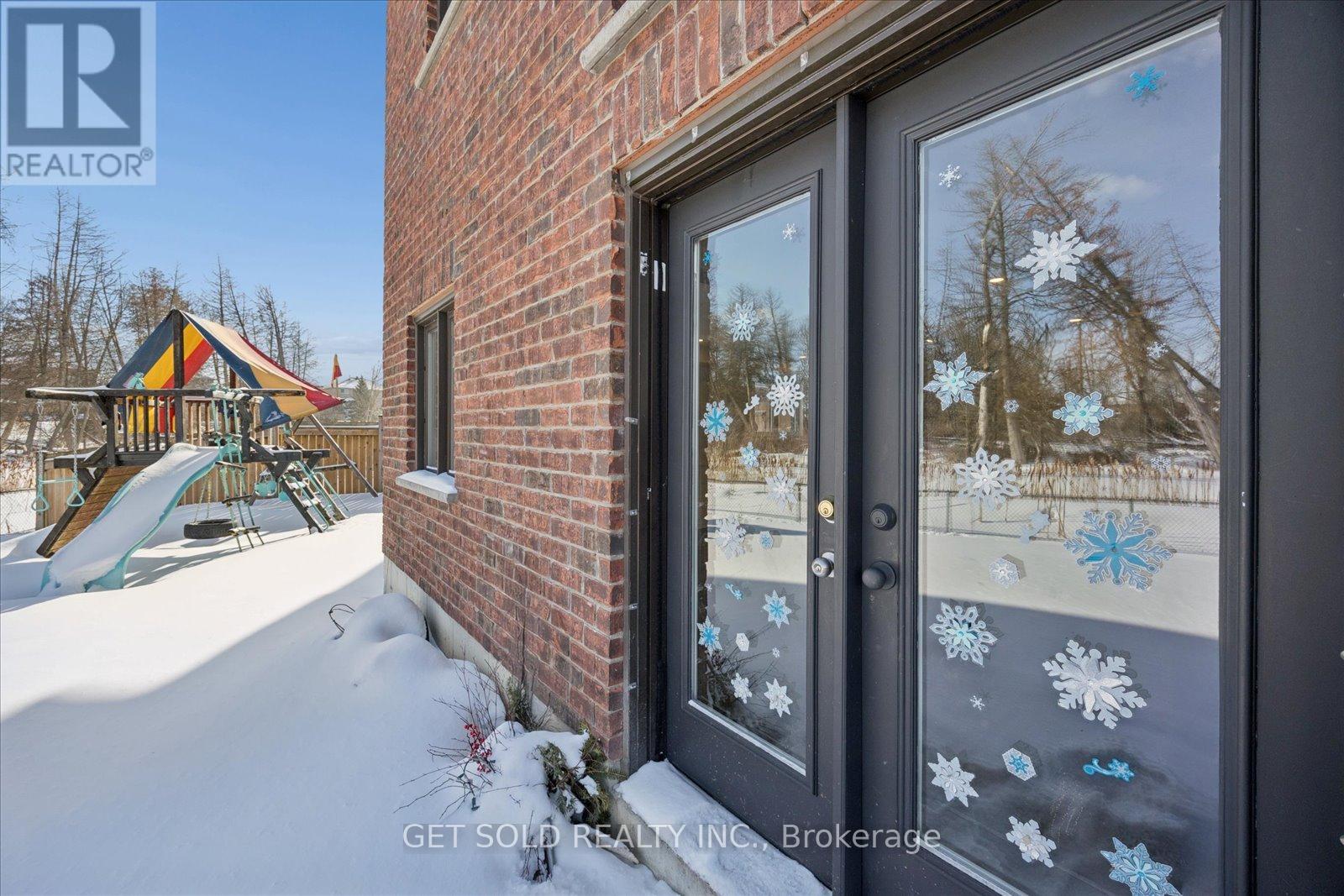 35 Marta Crescent, Barrie, Ontario  L4N 3N6 - Photo 47 - S12716134