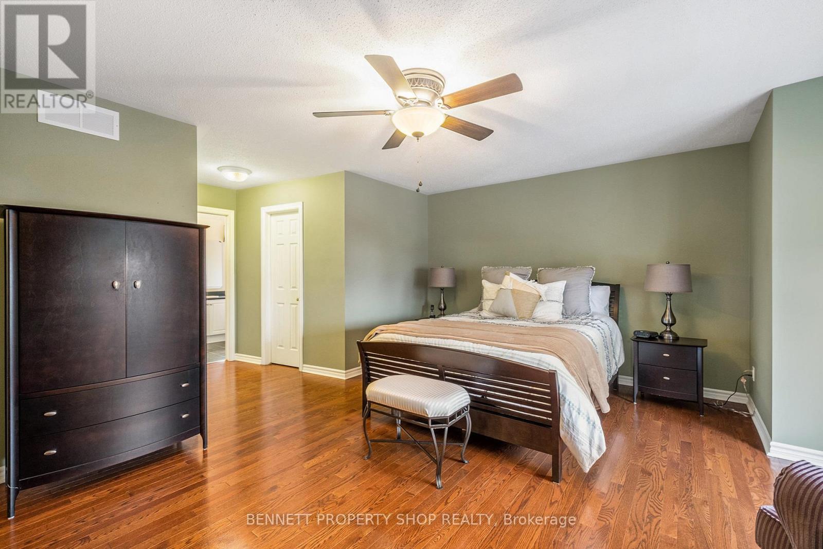 578 Devonwood Circle, Ottawa, Ontario  K1T 4E6 - Photo 21 - X12552242