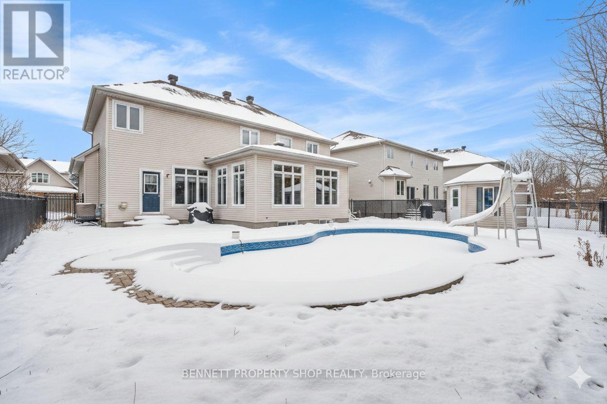 578 Devonwood Circle, Ottawa, Ontario  K1T 4E6 - Photo 37 - X12552242