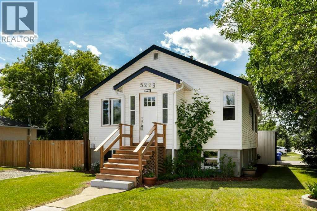 5223 3 Street W, Claresholm, Alberta  T0L 0T0 - Photo 31 - A2264489