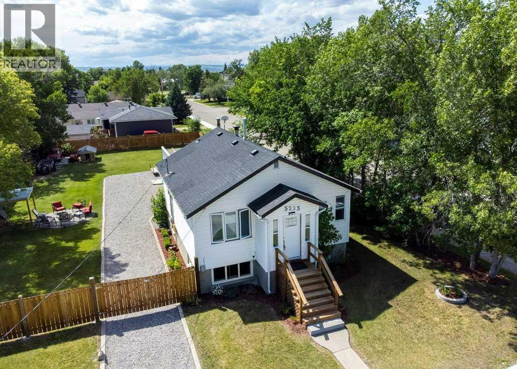 5223 3 Street W, Claresholm, Alberta  T0L 0T0 - Photo 33 - A2264489