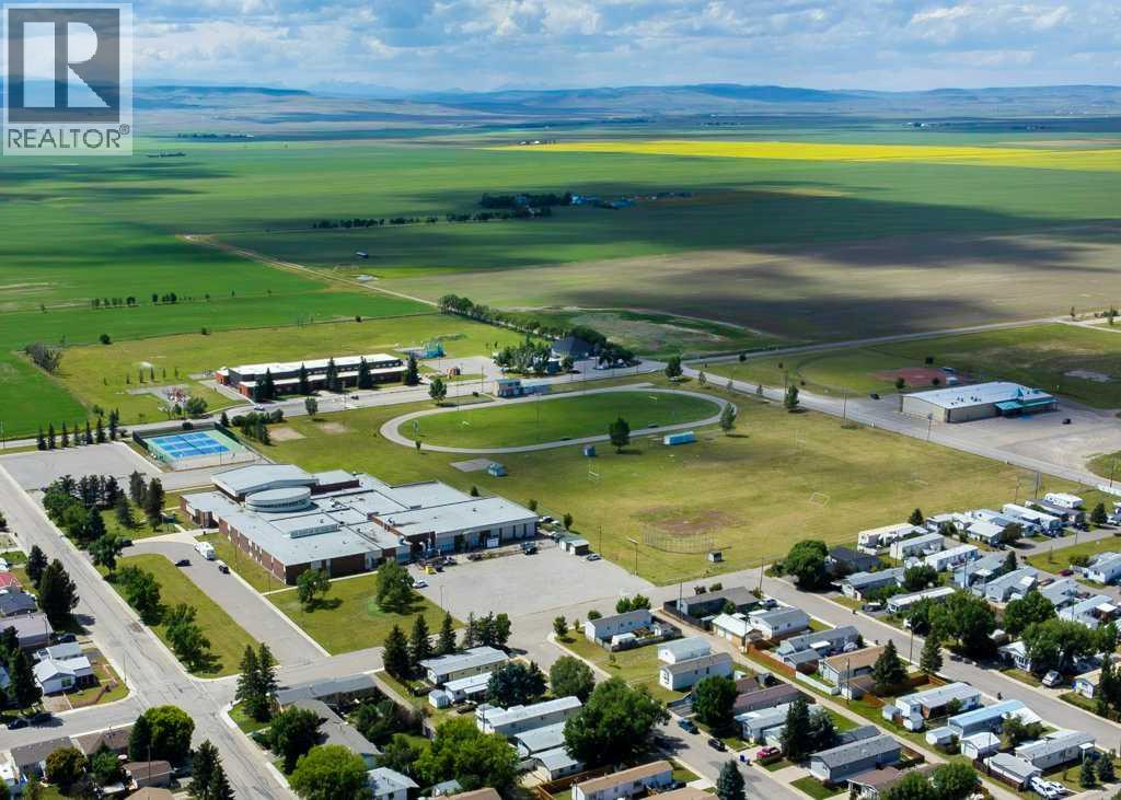 5223 3 Street W, Claresholm, Alberta  T0L 0T0 - Photo 46 - A2264489