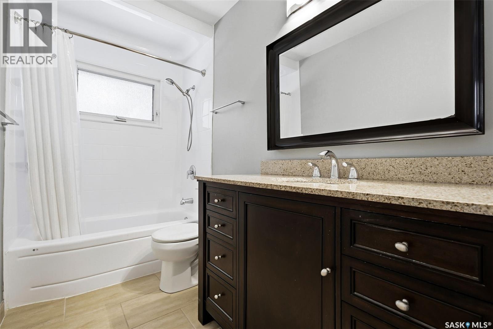 44 Falcon Bay, Regina, Saskatchewan  S4S 4L9 - Photo 13 - SK027137