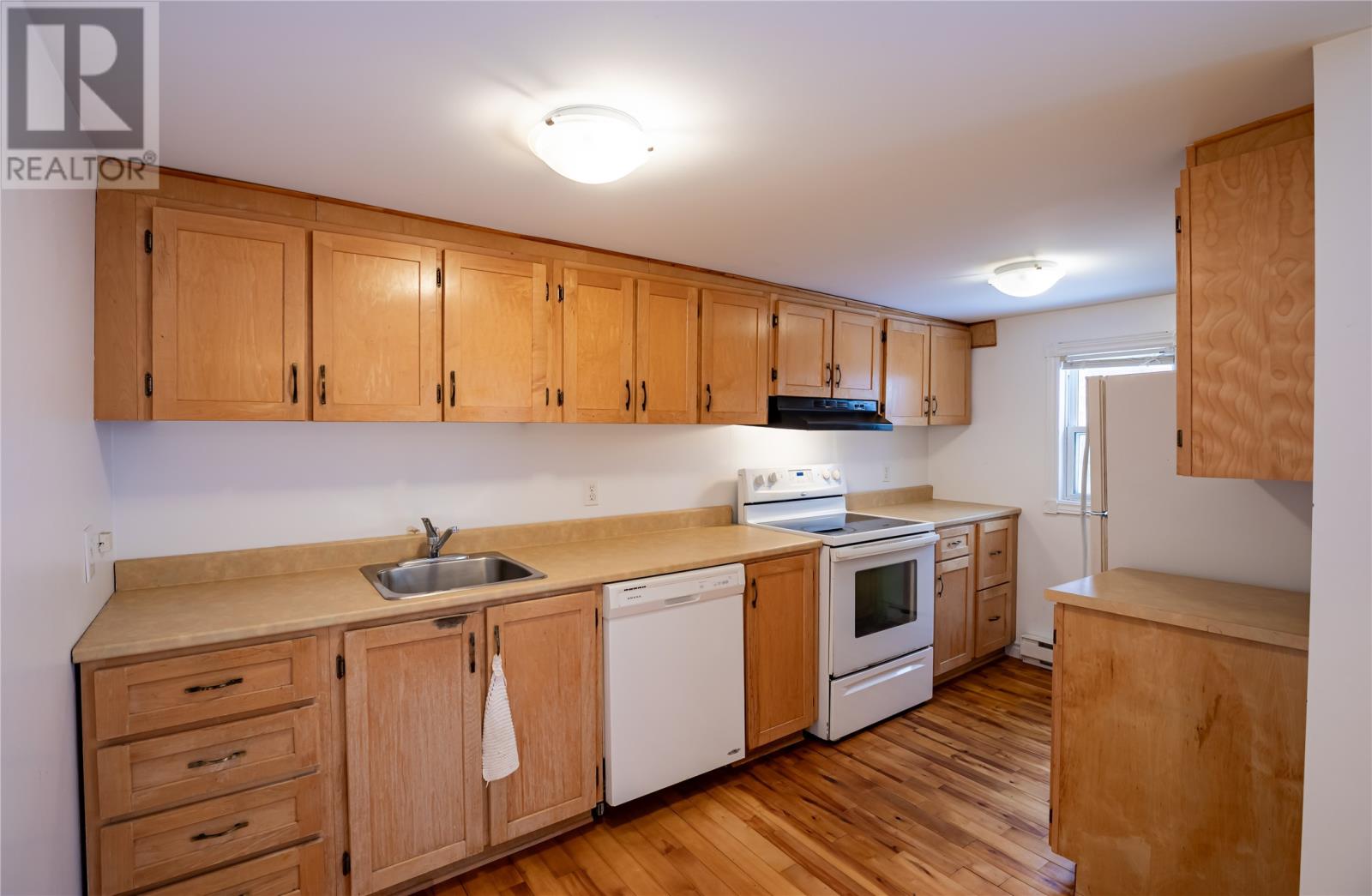 23 Goodview Street, St. John's, Newfoundland & Labrador  A1C 4G2 - Photo 2 - 1293653