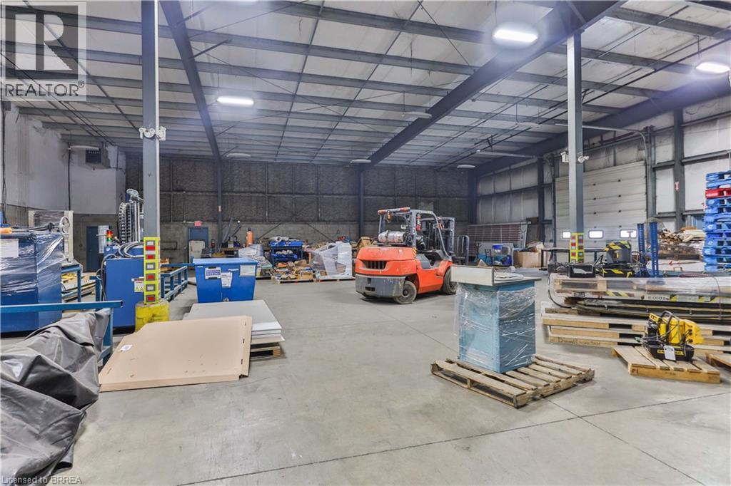 35 Sharp Road, Brantford, Ontario  N3T 5L8 - Photo 26 - 40797865