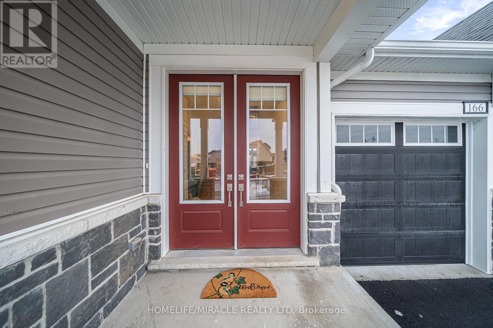 166 Country Club Drive, Loyalist, Ontario  K0H 1G0 - Photo 5 - X12715512