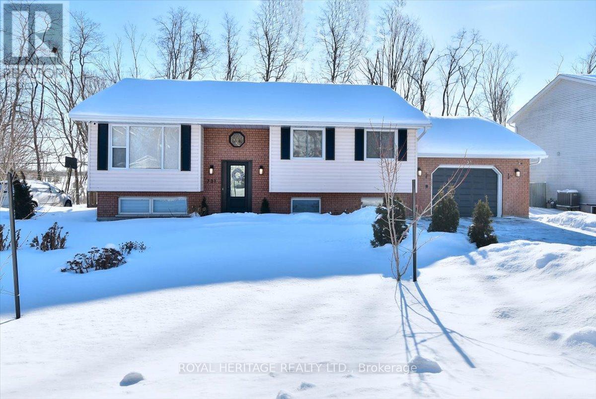 731 Peterborough Avenue, Selwyn, Ontario  K0L 1H0 - Photo 2 - X12715956