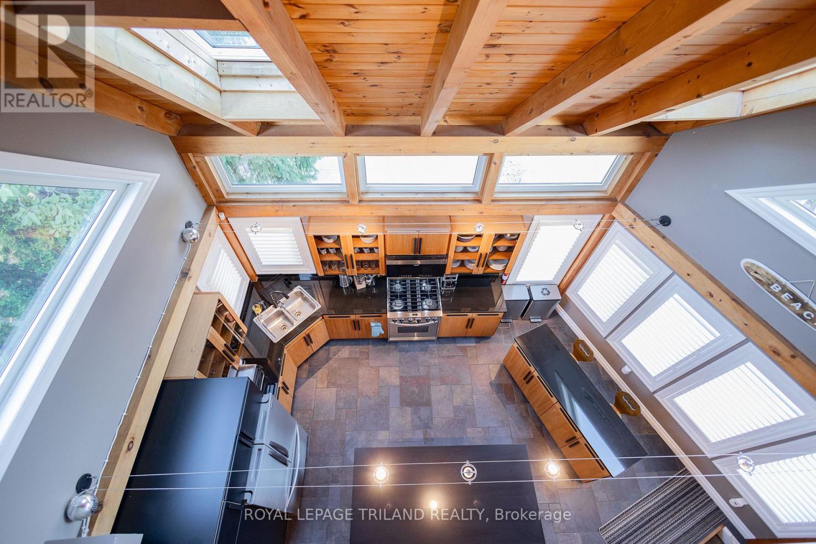 Photo 16 of 50 for 42 Lakeside Circle