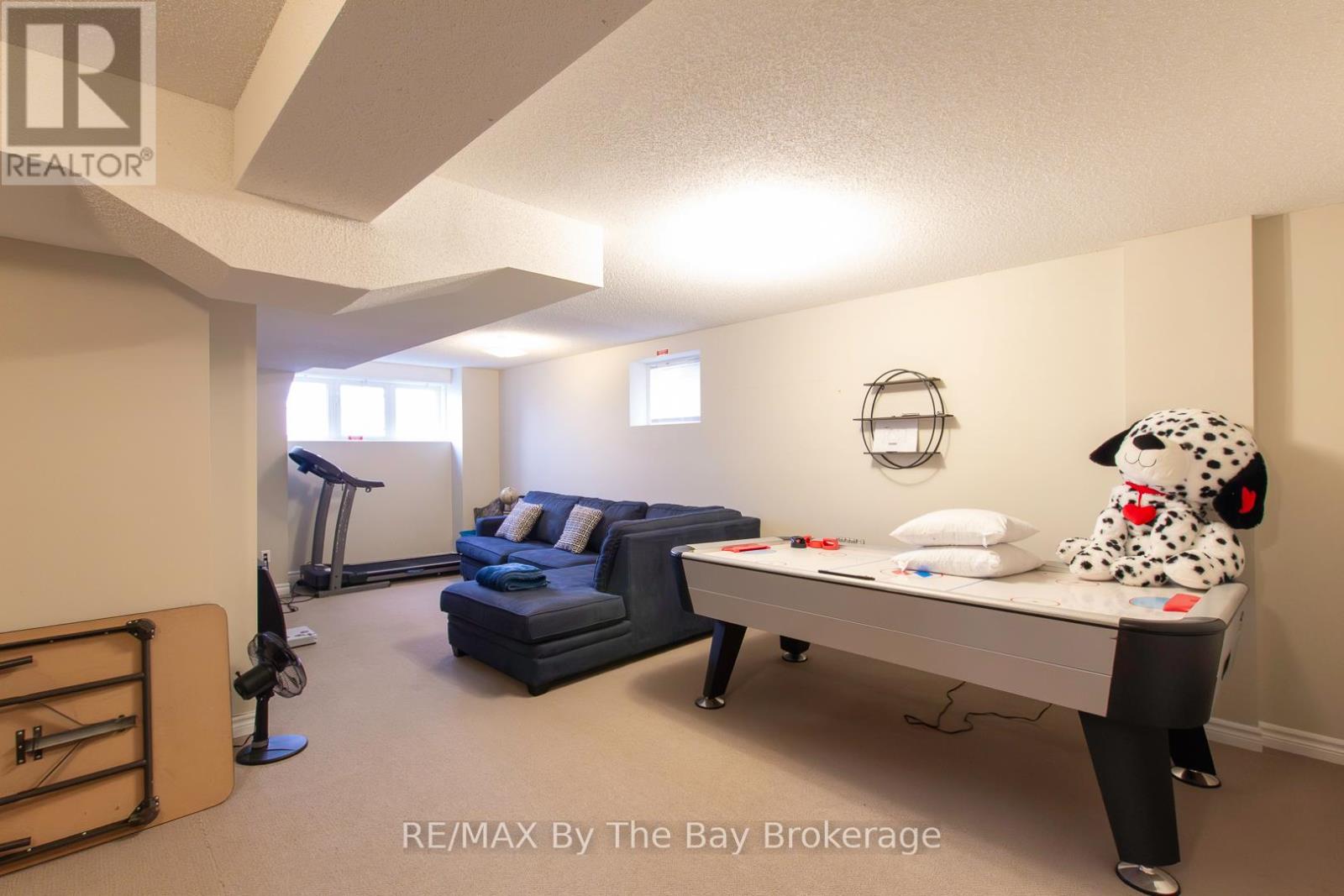 48 Rose Valley Way, Wasaga Beach, Ontario L9Z 3C4 - Photo 10 - S12716154