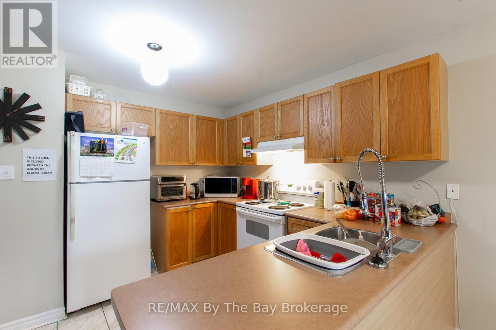 48 Rose Valley Way, Wasaga Beach, Ontario L9Z 3C4 - Photo 3 - S12716154