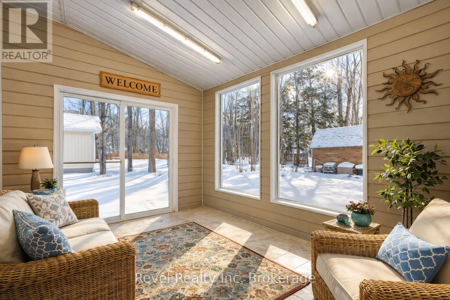 8 Manitou Crescent, Tiny, Ontario L9M 0C6 - Photo 14 - S12716196