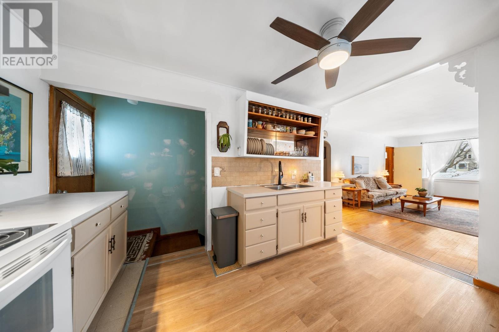 63 Riverview Ave, Sault Ste. Marie, Ontario P6A 3X8 - Photo 15 - SM260133