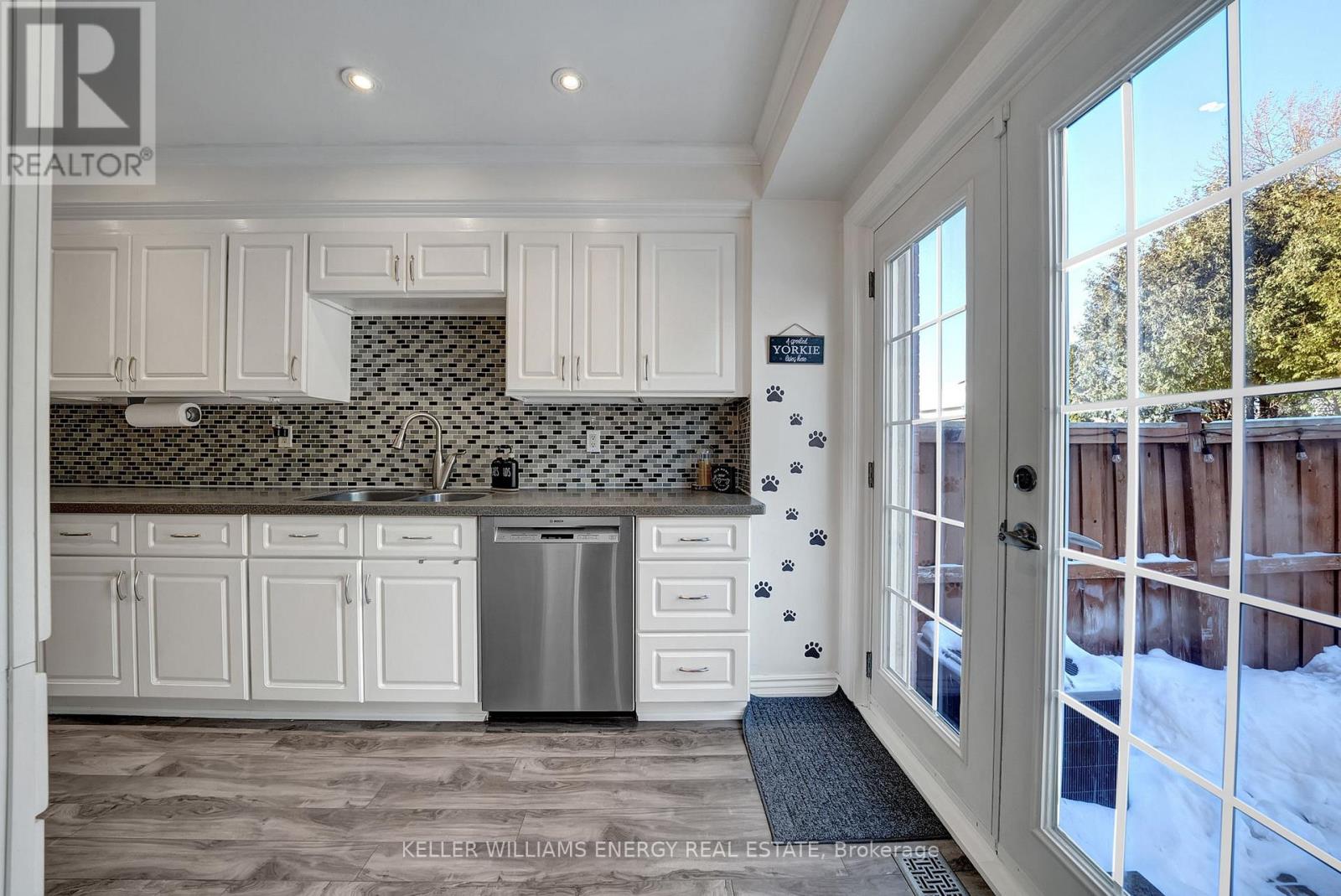 16 Creekwood Crescent, Whitby, Ontario L1R 2K3 - Photo 15 - E12716216