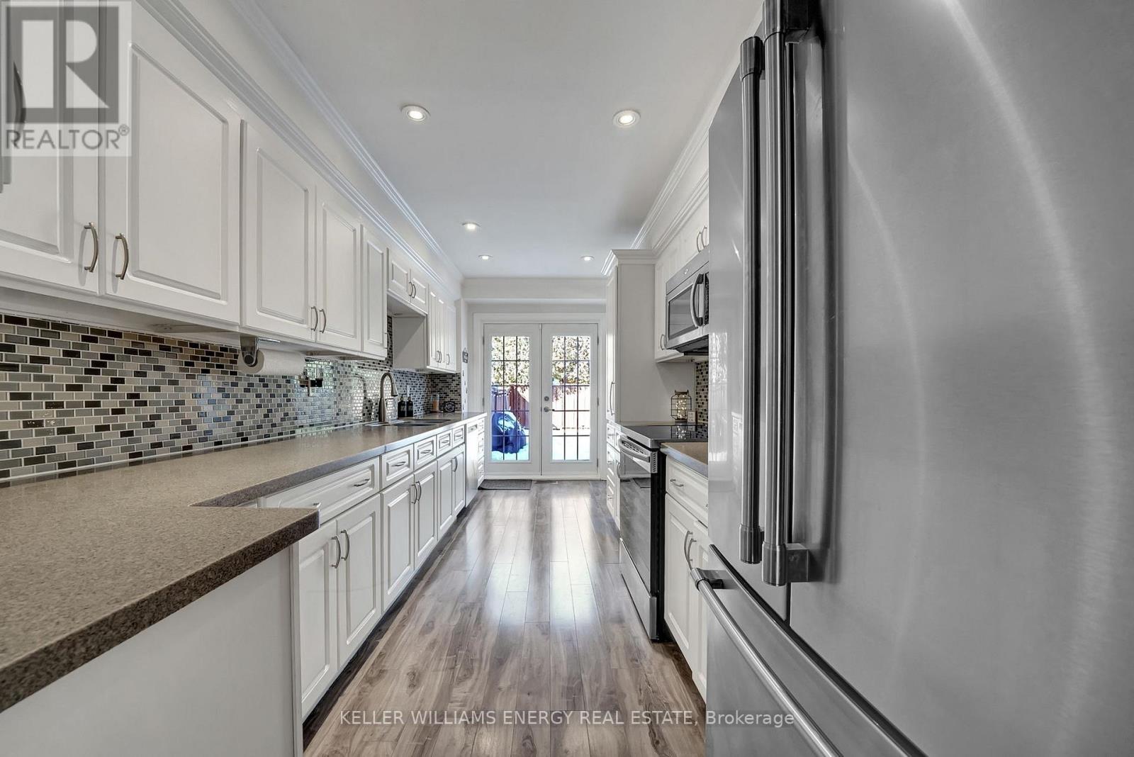 16 Creekwood Crescent, Whitby, Ontario L1R 2K3 - Photo 20 - E12716216