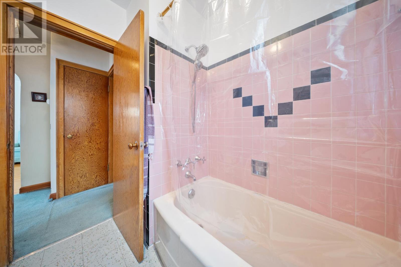 63 Riverview Ave, Sault Ste. Marie, Ontario P6A 3X8 - Photo 33 - SM260133