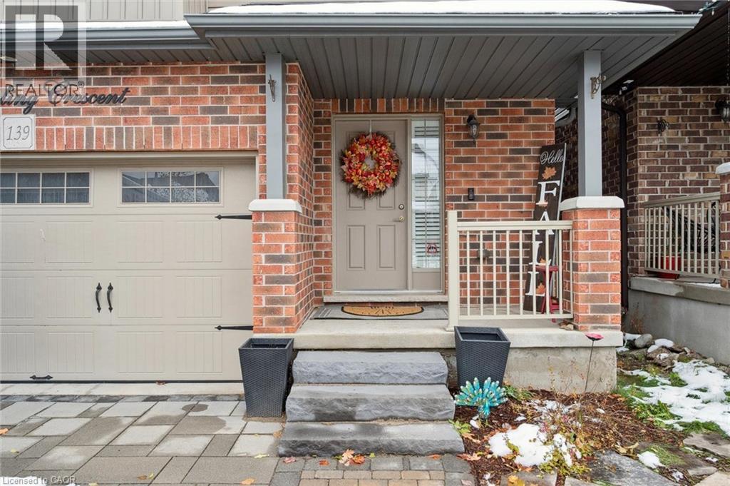 139 Couling Crescent, Guelph, Ontario  N1E 0K9 - Photo 3 - 40799992